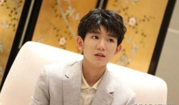 张艺兴吃瓜娱乐视频,揭秘娱乐圈幕后趣闻