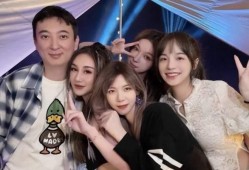 娱乐吃瓜酱表哥看上闺蜜,一场意外的情感纠葛