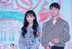 穿越去娱乐圈吃瓜,我与明星的瓜田奇遇记