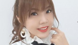 娱乐圈吃瓜直播间女