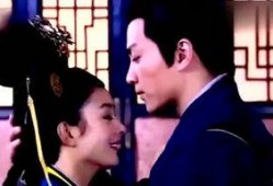 娱乐先锋君与君歌吃瓜